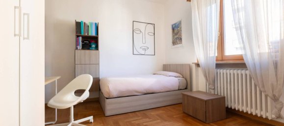 2 bedrooms Penthouse in Vimodrone, Italy No. 221880 17