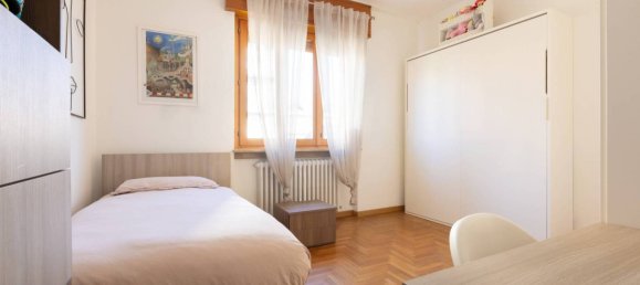 2 bedrooms Penthouse in Vimodrone, Italy No. 221880 16