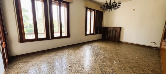 10 Schlafzimmer Haus in Fiesso d'Artico, Italy, Nr. 334882 9