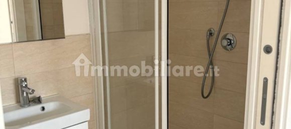 Apartamento de 2 dormitorios en Carnago, Italy No. 328390 15