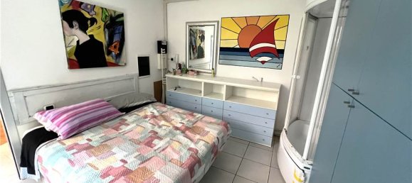 3 bedrooms House in Civitanova Marche, Italy No. 340979 6