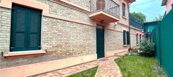 3 bedrooms House in Civitanova Marche, Italy No. 340979 17