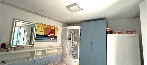 3 bedrooms House in Civitanova Marche, Italy No. 340979 5