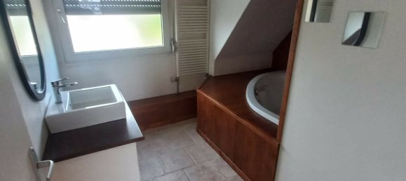 3 bedrooms House in Bruay-sur-l'Escaut, France No. 267223 4