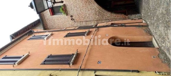 1 bedroom Apartment in Ferrara, Italy No. 25064 6