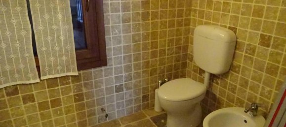 10 rooms House in Venice, Italy No. 23312 25