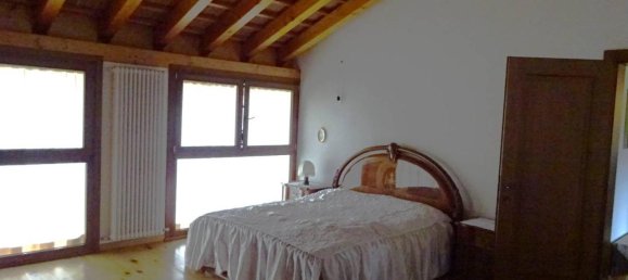 10 rooms House in Venice, Italy No. 23312 19