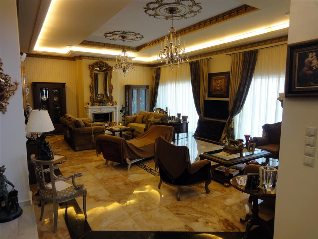 500m² Villa in Thessaloniki, Greece No. 8004
