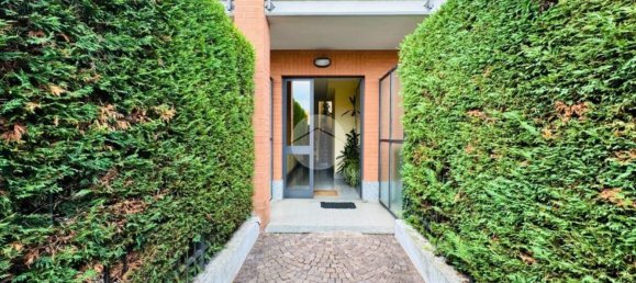 4 Schlafzimmer Wohnung in La Loggia, Italy, Nr. 380789 2