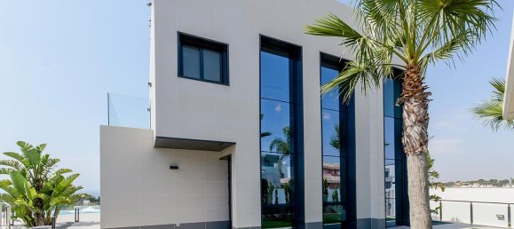 Villa de 3 dormitorios en Orihuela, Spain No. 16443 18