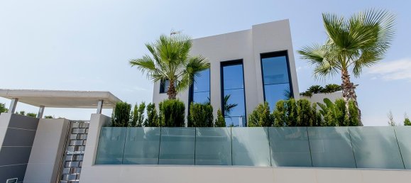 Villa de 3 dormitorios en Orihuela, Spain No. 16443 2