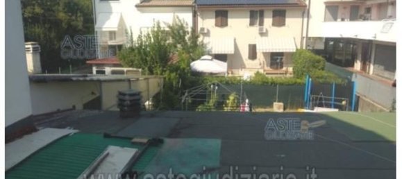 9-salle Appartement à Rimini, Italy No. 13263 17