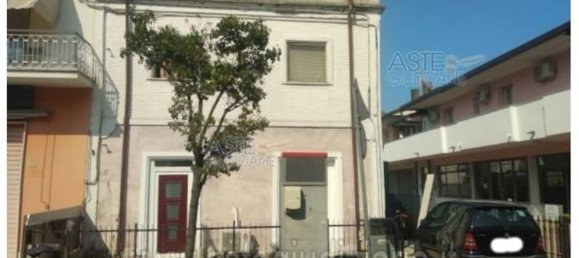 9-salle Appartement à Rimini, Italy No. 13263 23