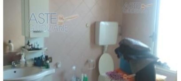 9-salle Appartement à Rimini, Italy No. 13263 3