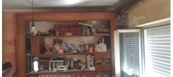 9-salle Appartement à Rimini, Italy No. 13263 4