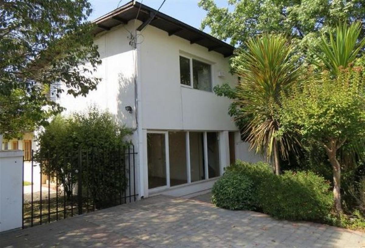 3 bedrooms House in Santiago, Chile No. 2889