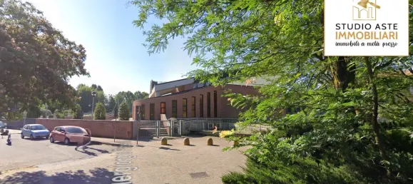 3 rooms Apartment in Brugherio, Italy No. 6651 2