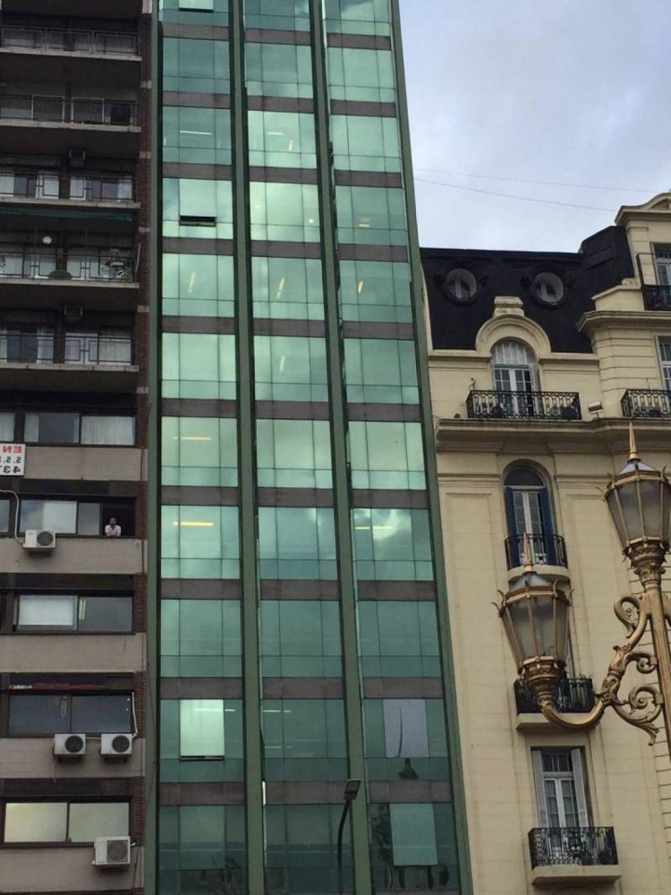 130m² Office in Buenos Aires, Argentina No. 105957
