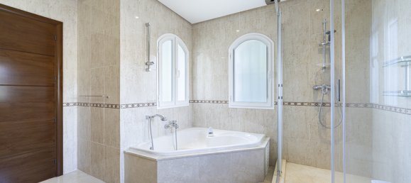 7 bedrooms Villa in Marbella, Spain No. 19421 47