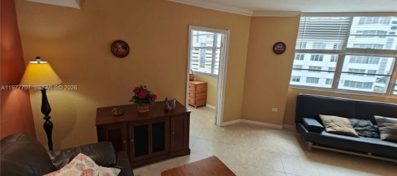 2 dormitorios propiedad comercial en venta en Miami, Miami-Dade, Florida, USA № 615200 19
