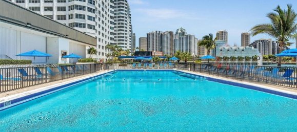 2 dormitorios propiedad comercial en venta en Miami, Miami-Dade, Florida, USA № 615200 4
