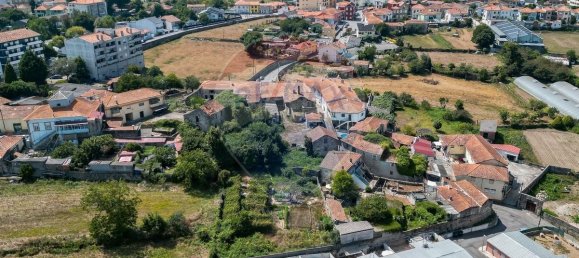 5 bedrooms House in Senhora da Hora, Portugal No. 26822 2