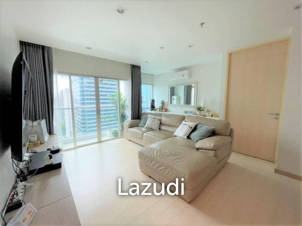 3 bedrooms Condo in Bangkok, Thailand No. 13648