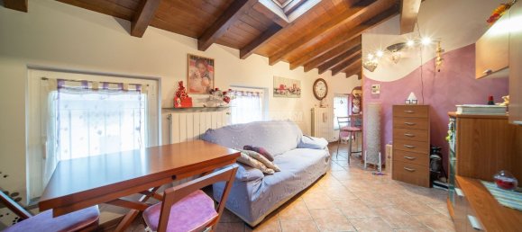 2-Zimmer Doppelhaus in Daverio, Italy, Nr. 105861 5