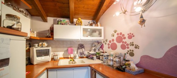 2-Zimmer Doppelhaus in Daverio, Italy, Nr. 105861 9