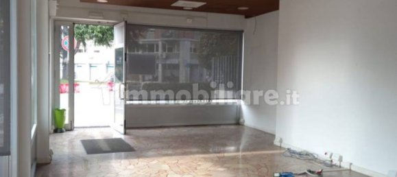 4 rooms Commercial property in Udine, Italy No. 254532 31