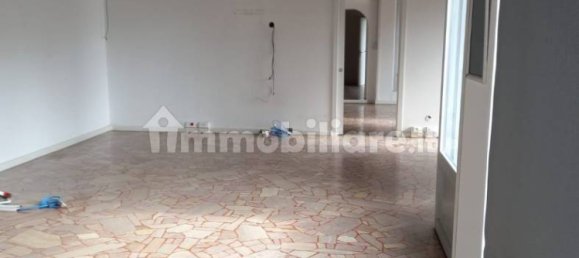 4 rooms Commercial property in Udine, Italy No. 254532 2