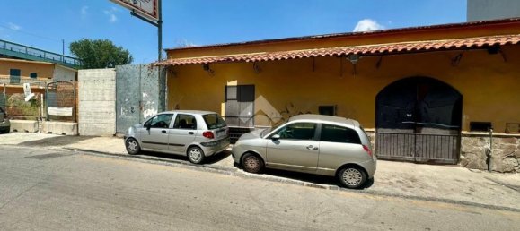 477m² Commercial property in Naples, Italy No. 300880 21