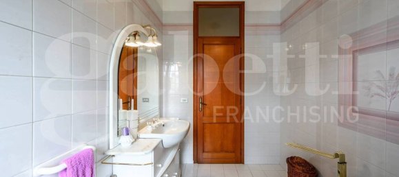 3 bedrooms House in Reggio Emilia, Italy No. 99497 23