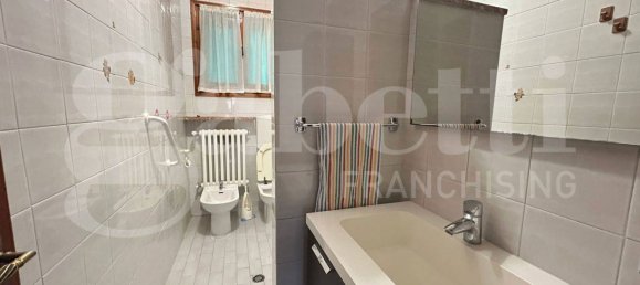 3 bedrooms House in Reggio Emilia, Italy No. 99497 15