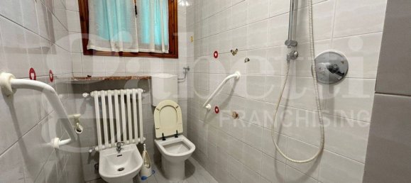 3 bedrooms House in Reggio Emilia, Italy No. 99497 14