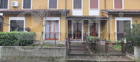 3 bedrooms House in Reggio Emilia, Italy No. 99497 25