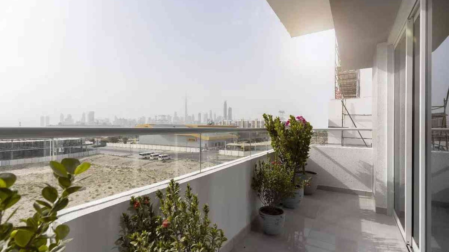 Apartamento de 3 dormitorios en CENTURION ONYX, Meydan, UAE No. 60335