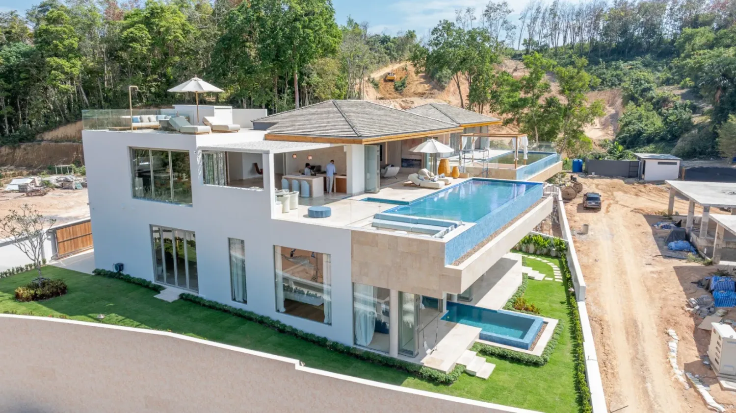 5 bedrooms House for sale in Layan Beach, Phuket, Southern Thailand, Thailand № 79044