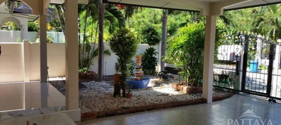 2 bedrooms Cafe / restaurant in Pattaya, Thailand No. 4073 2