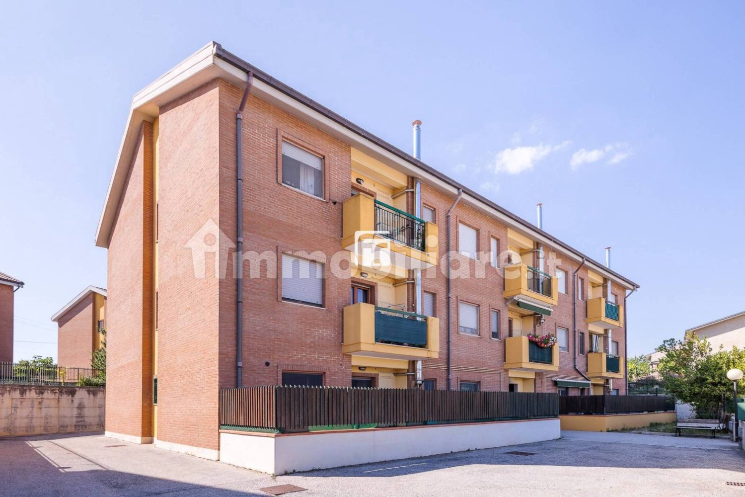 2 bedrooms Apartment in Matrice, Italy No. 303960