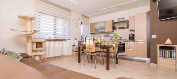 2 bedrooms Apartment in Matrice, Italy No. 303960 9