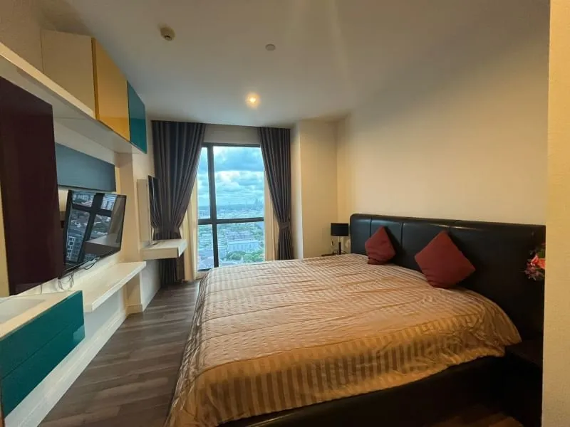 Apartamento em condomínio em Phra Khanong, Thailand N.º 70490