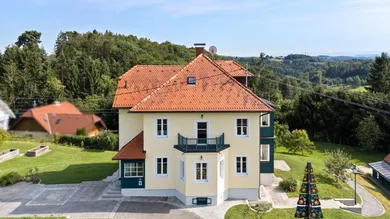 4 bedrooms Villa in Lassnitzhohe, Austria No. 230803