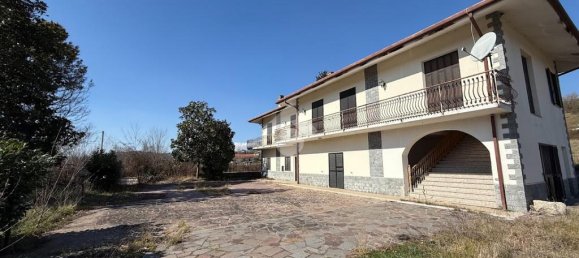 6 bedrooms Villa in Atina, Italy No. 127317 3