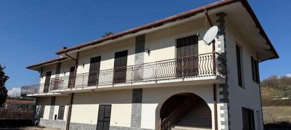 6 bedrooms Villa in Atina, Italy No. 127317 2