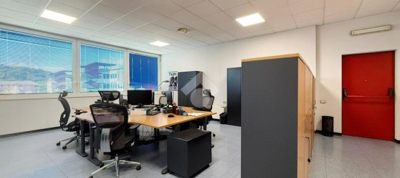 1-salle Bureau à Ivrea, Italy No. 257664 7