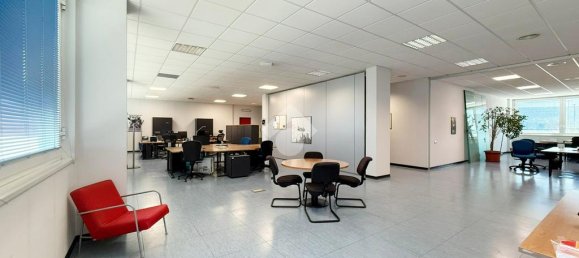 1-salle Bureau à Ivrea, Italy No. 257664 10
