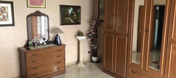 5غرفة شقة في Sant'Eufemia d'Aspromonte, Italy رقم 254201 3