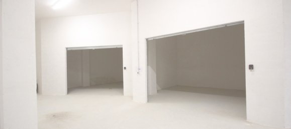 23m² Garage in Genoa, Italy No. 53080 4
