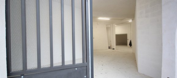 23m² Garage in Genoa, Italy No. 53080 5